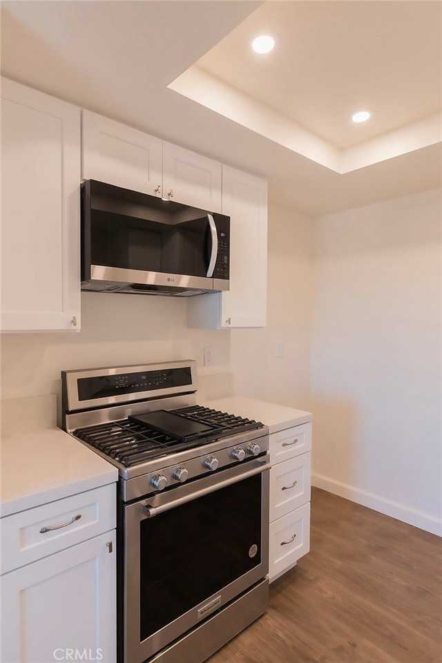 819 S Meyler St - Photo 4 of 21