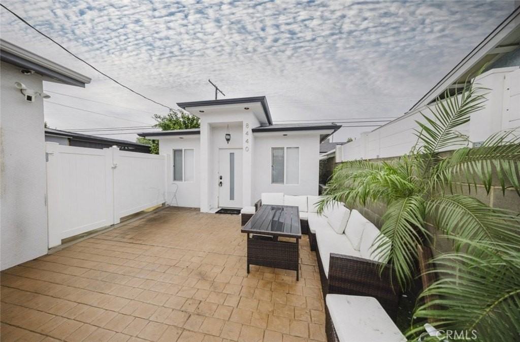 8440 Costello Ave - Photo 4 of 22