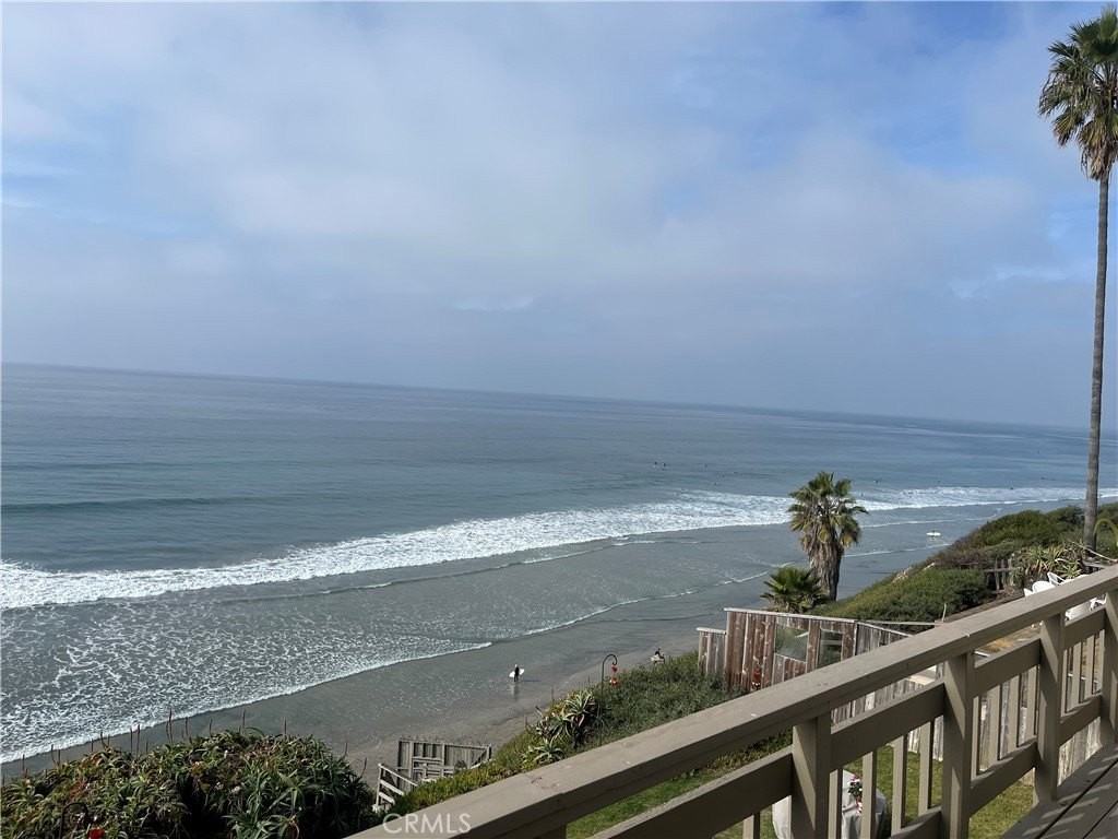 1532 Neptune Ave - Photo 6 of 36