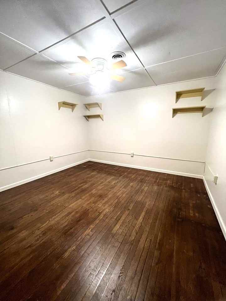 222 Main St - Photo 5 of 7