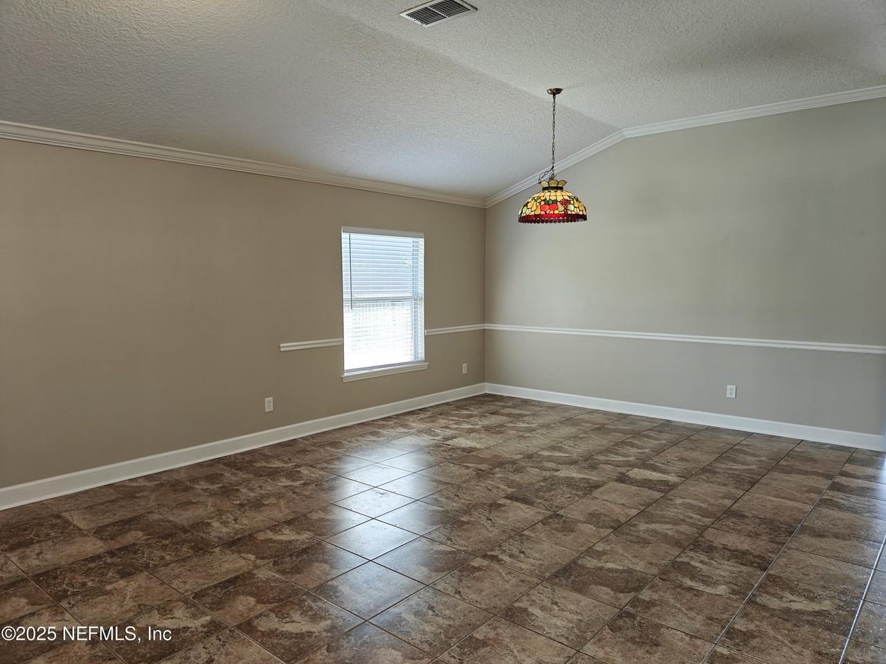 1505 Majestic View Ln - Photo 6 of 50