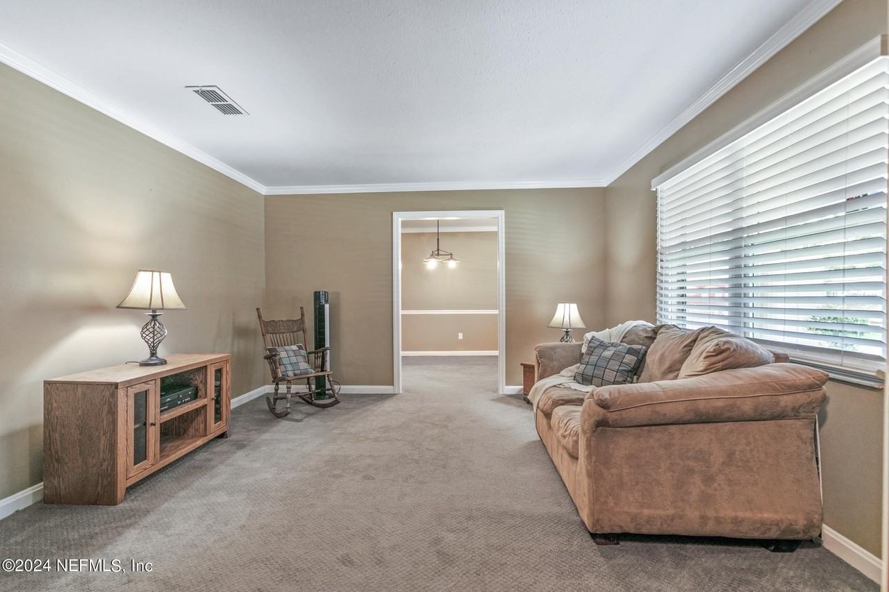 4763 Tunis St - Photo 7 of 27