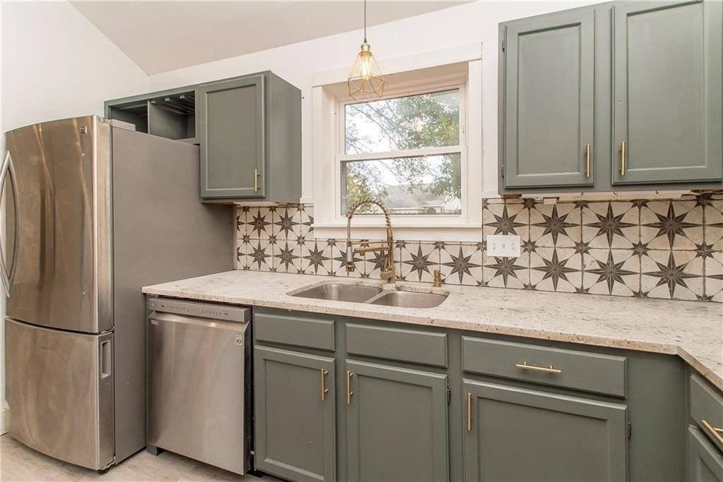 311 Meadow Crossing Dr - Photo 4 of 17