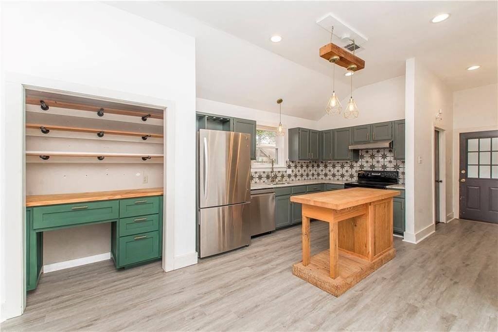 311 Meadow Crossing Dr - Photo 5 of 17