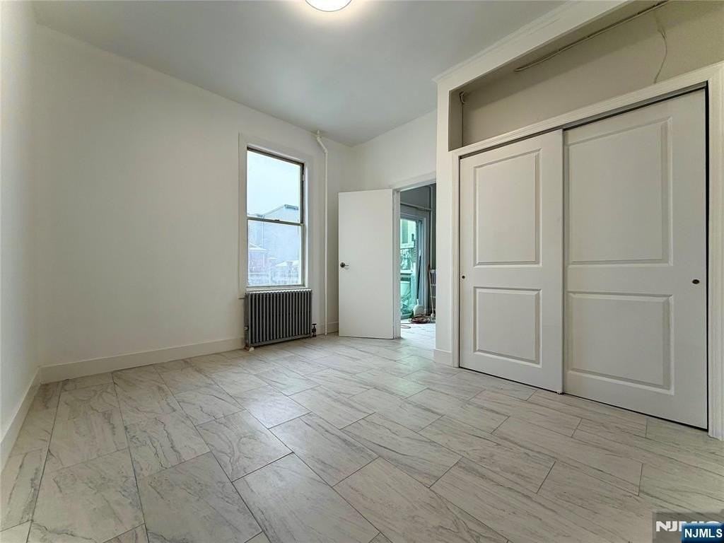 116 Grace St - Photo 4 of 7