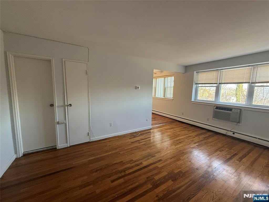 35 S Willow St Apt B5 - Photo 2 of 5