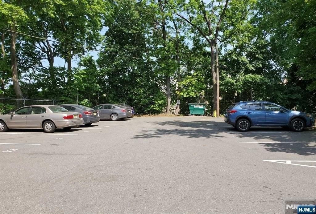 35 S Willow St Apt B5 - Photo 5 of 5