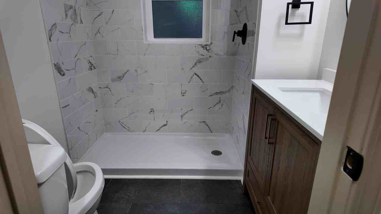 1521 Anthony Drive - Photo 5 of 27