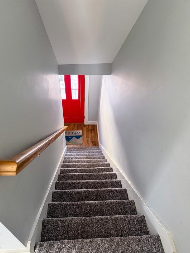 24 Hill St - Photo 2 of 24