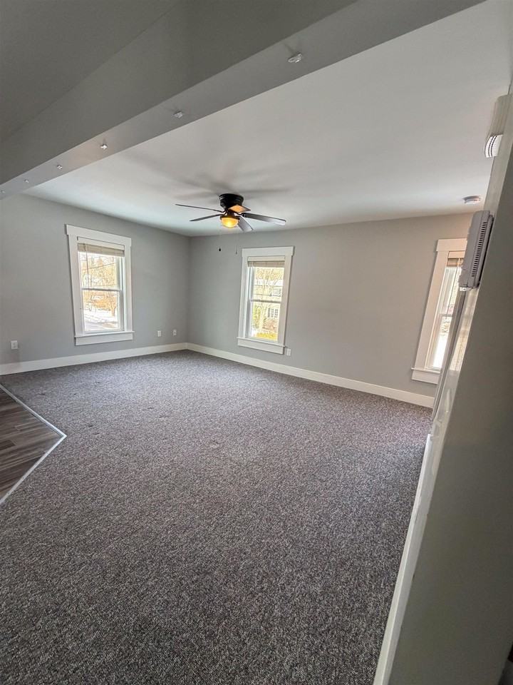 24 Hill St - Photo 3 of 24