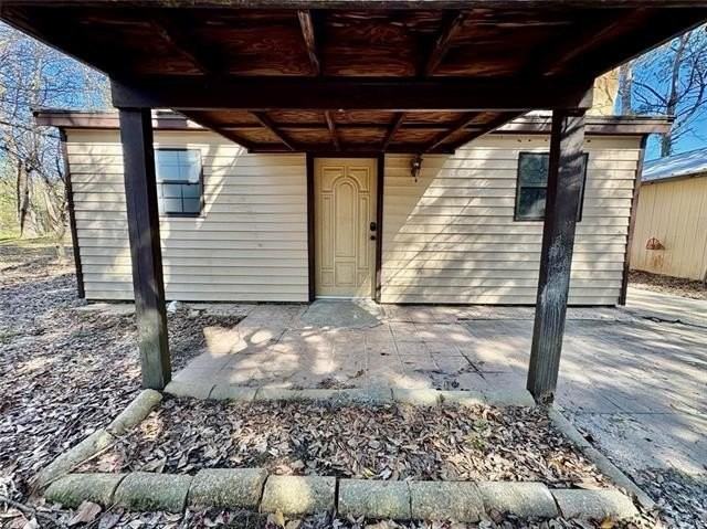 76052 Crystal Dr - Photo 5 of 19