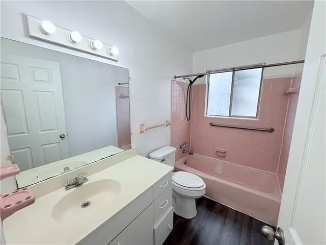 629 Papworth Ave #F - Photo 7 of 8