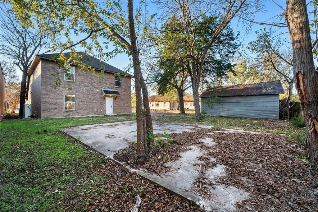 2004 W 2nd Ave - Photo 4 of 31