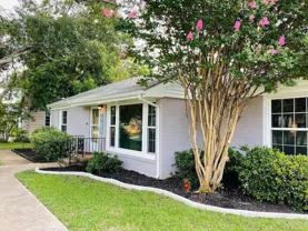 3713 S Hills Ave - Photo 1 of 1