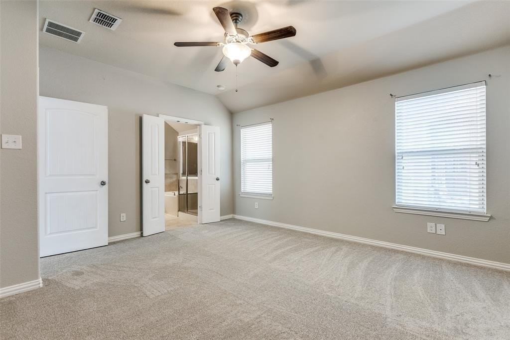 1805 Brownwood Blvd - Photo 3 of 12