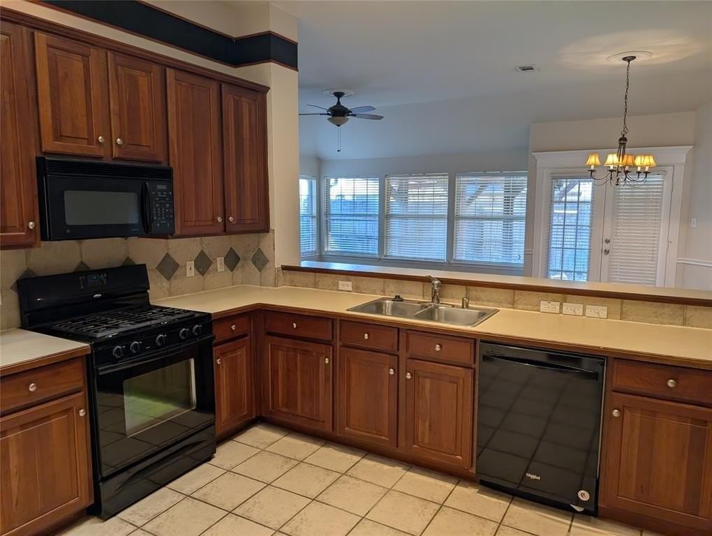 5013 Geranium Ct - Photo 2 of 11