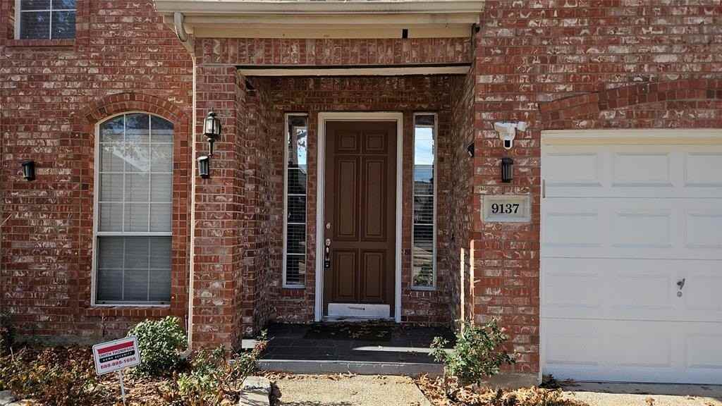 9137 Jasmine Ln - Photo 2 of 34