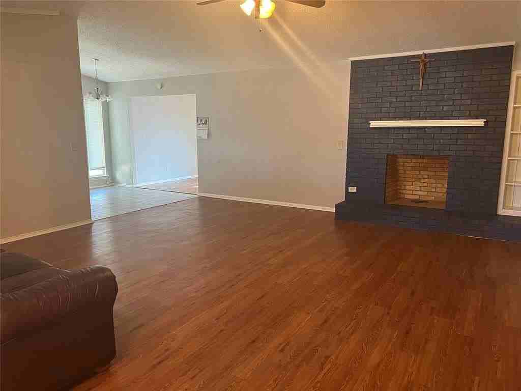 1924 Berkner Dr - Photo 3 of 17