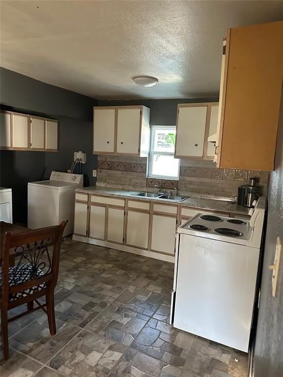 1117 E Harvey Ave - Photo 5 of 15