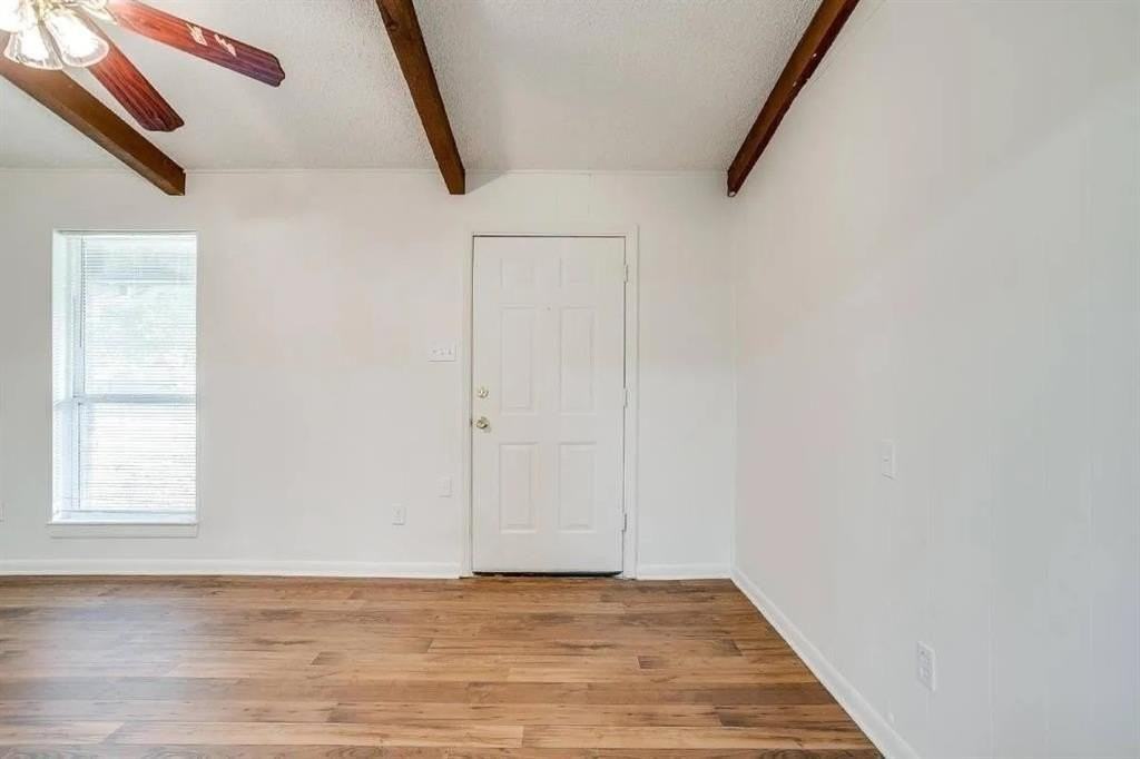 144 Meador Ln - Photo 3 of 21