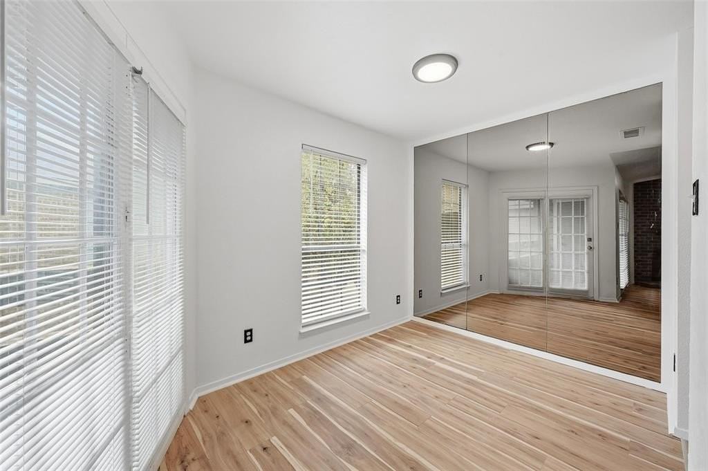 1104 Riverchase Ln #203 - Photo 4 of 21