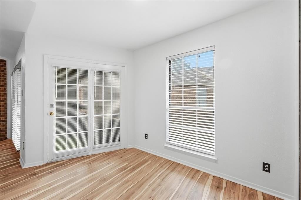 1104 Riverchase Ln #203 - Photo 6 of 21