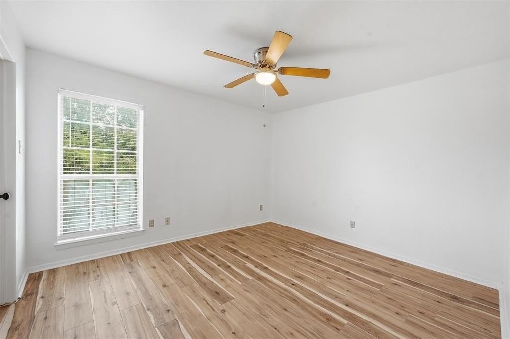 1104 Riverchase Ln #203 - Photo 7 of 21