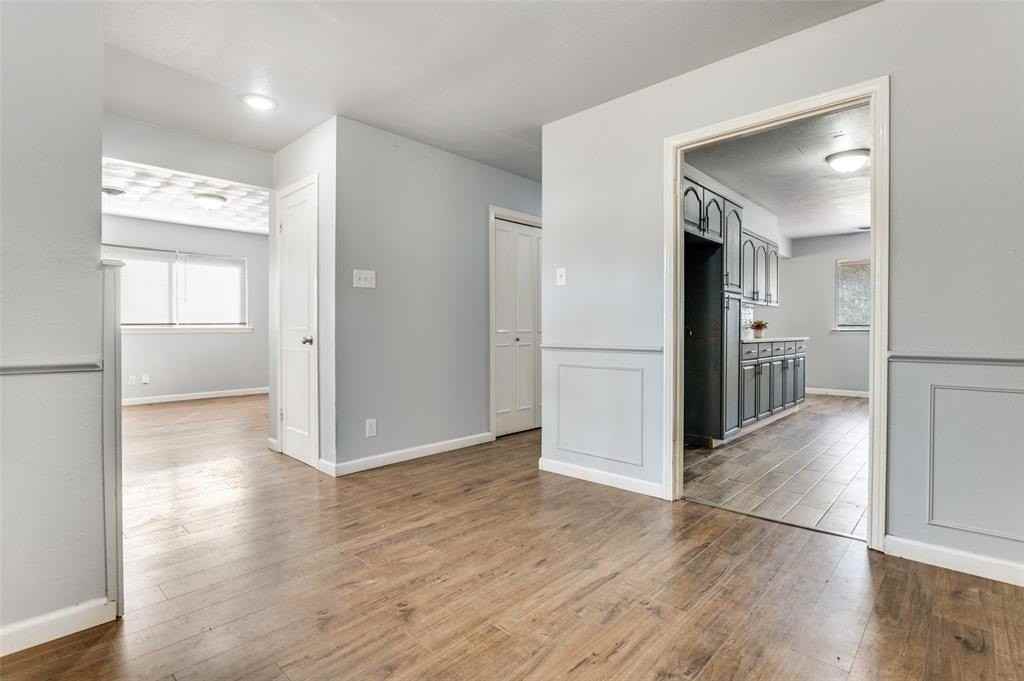 1308 Cochise Dr - Photo 5 of 22