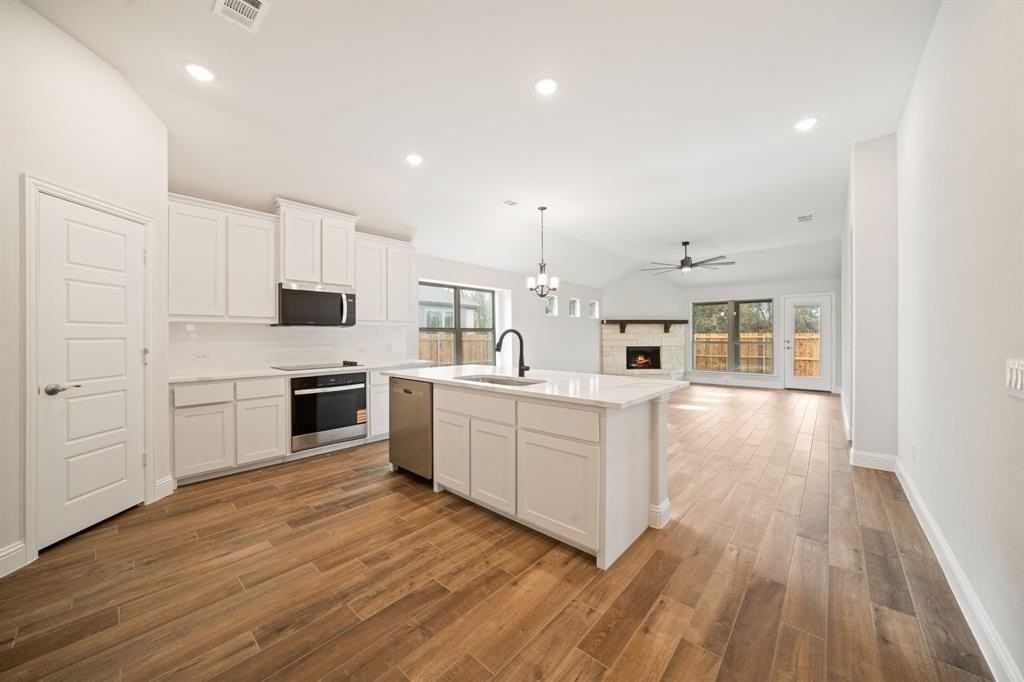 618 Kyle Dr - Photo 6 of 26