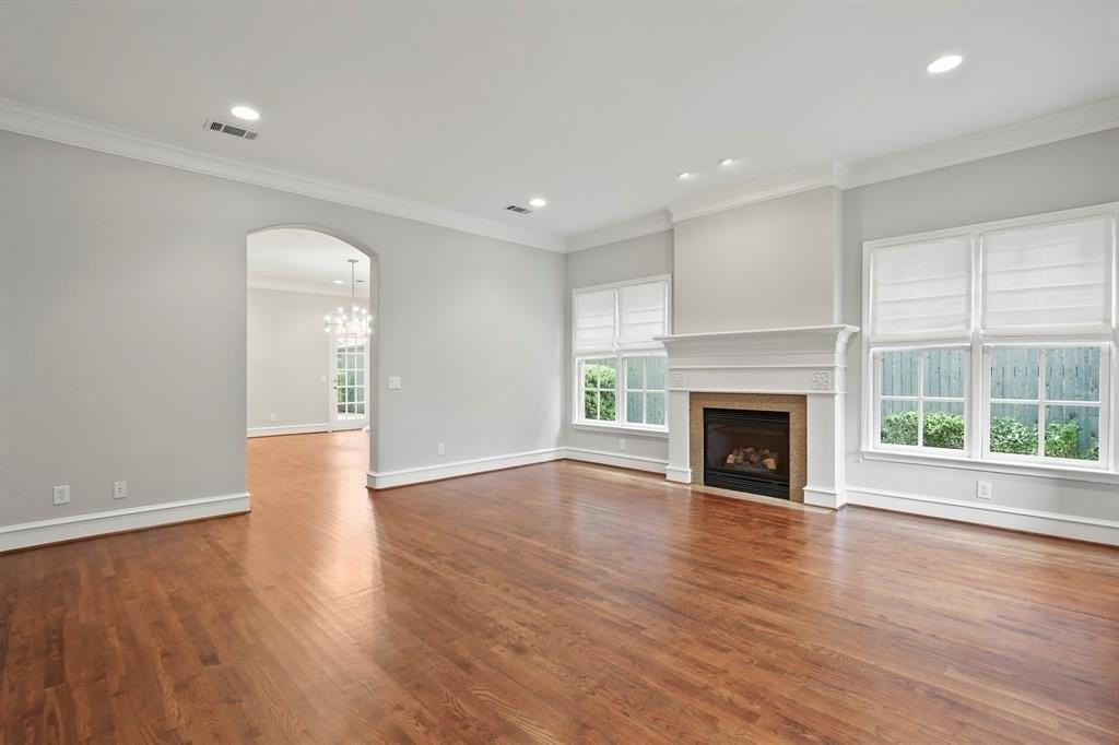 3444 Granada Ave - Photo 3 of 24