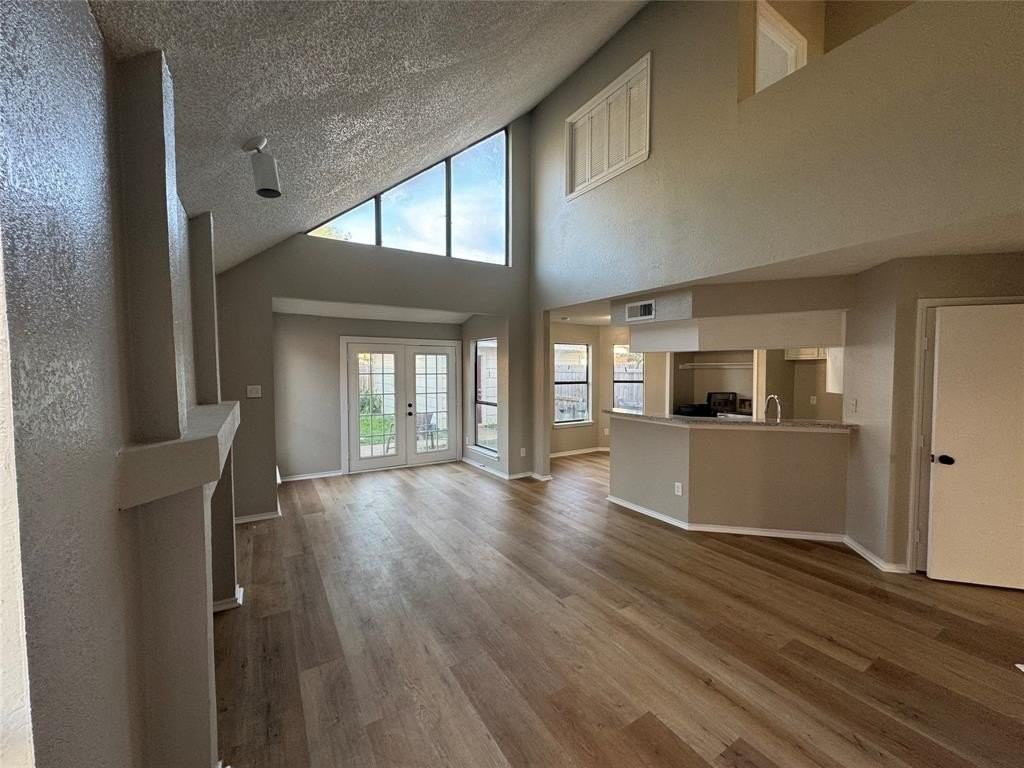 1716 Rancho Dr - Photo 2 of 12