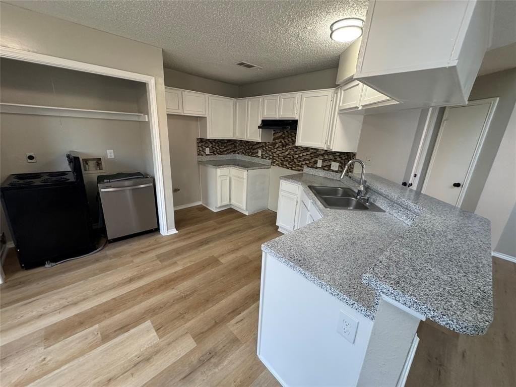 1716 Rancho Dr - Photo 3 of 12