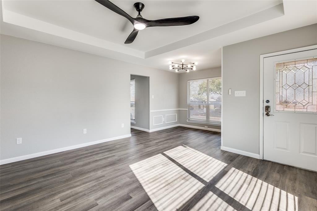 5304 Wild West Dr - Photo 2 of 25