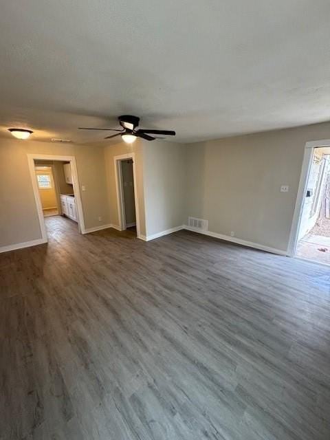 2718 S 11th St - Photo 2 of 13