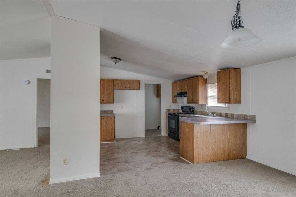 6527 Blue Water Ct - Photo 5 of 20