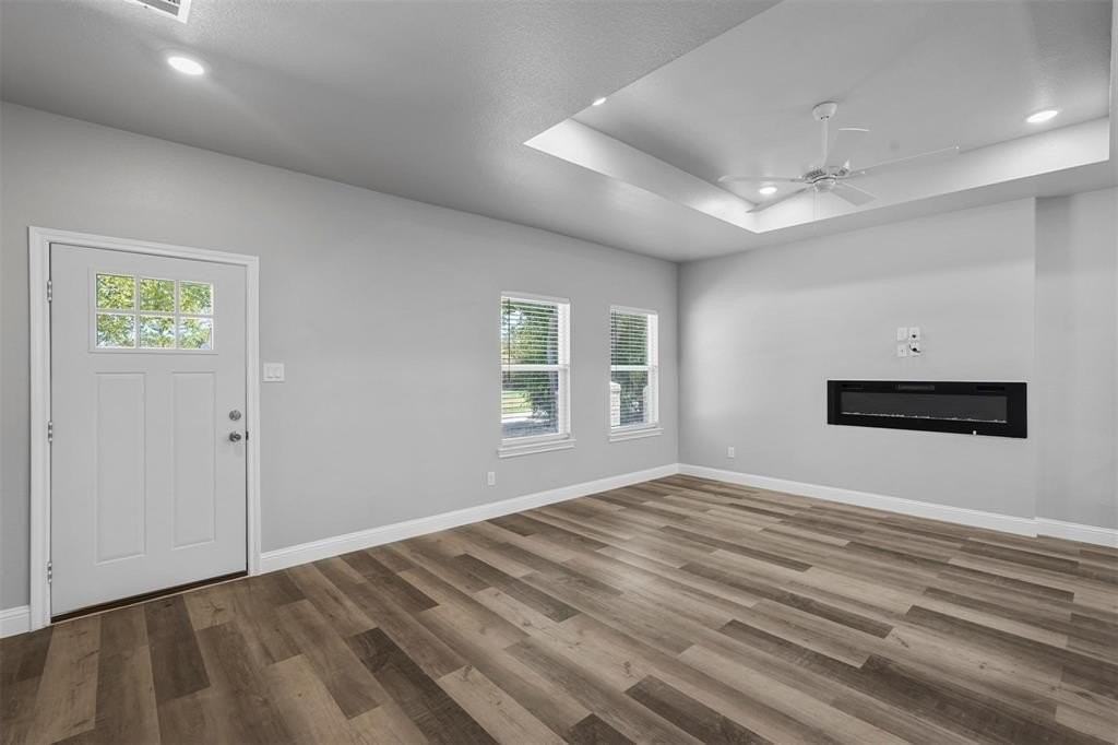 813 Oneal St - Photo 2 of 20