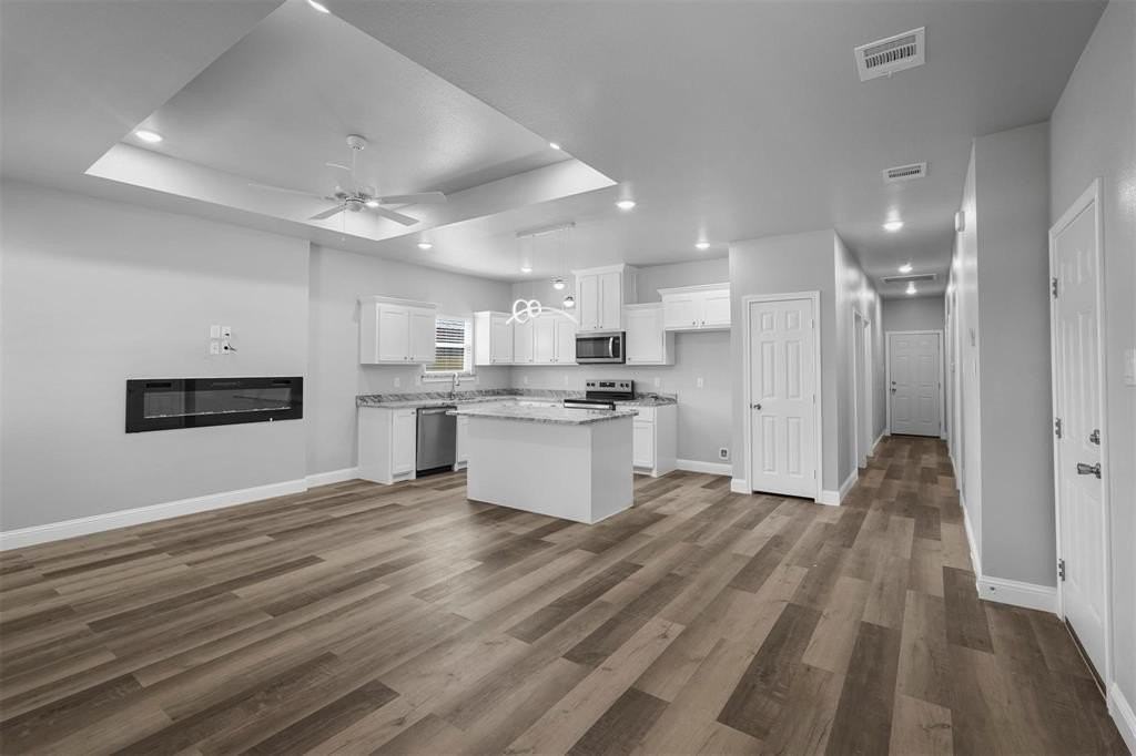 813 Oneal St - Photo 3 of 20