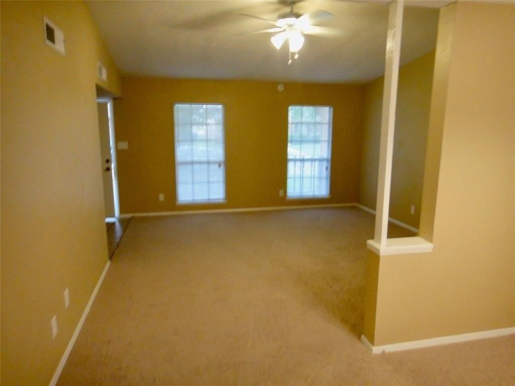 512 White Oak St - Photo 5 of 14