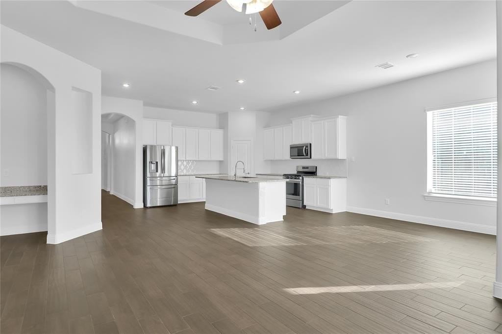 11305 Cobalt Dr - Photo 6 of 24