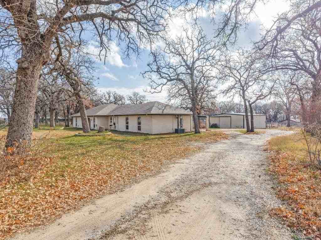 7325 Reed Rd - Photo 4 of 38