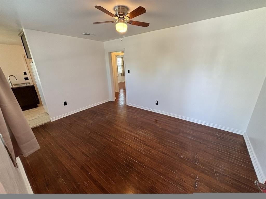 2645 Canberra Ct - Photo 4 of 17