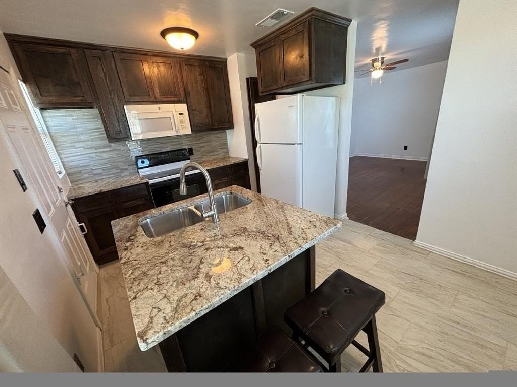 2645 Canberra Ct - Photo 7 of 17