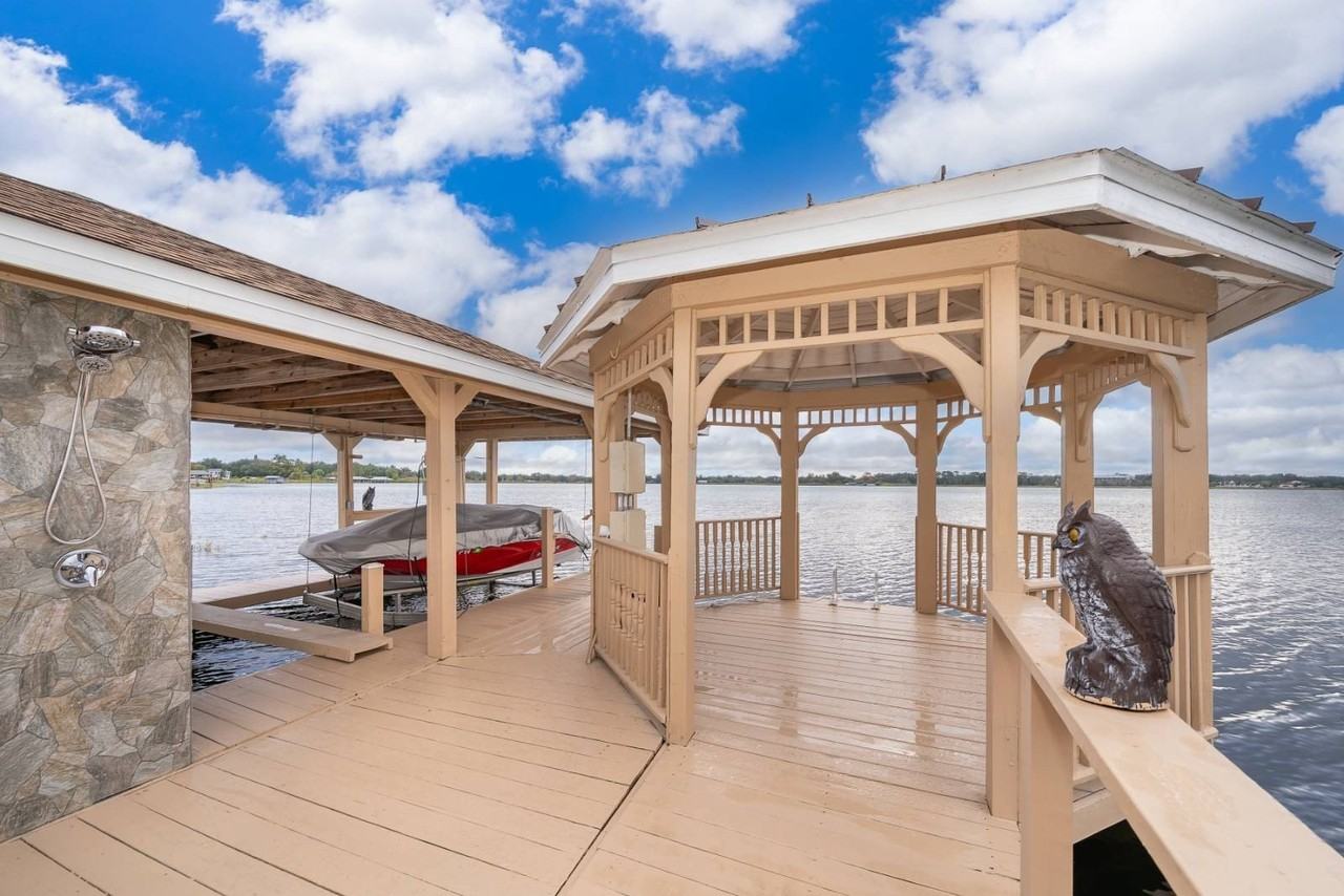 1649 Lake Villa Dr - Photo 5 of 31