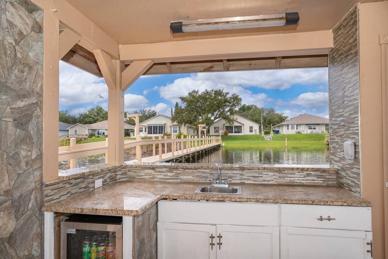 1649 Lake Villa Dr - Photo 6 of 31