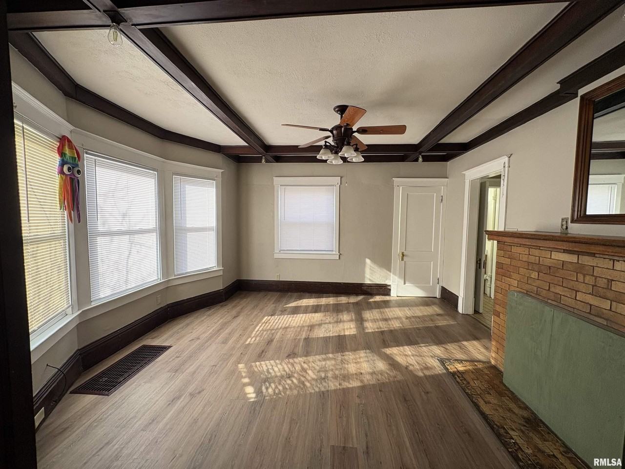 2403 N Peoria Ave - Photo 5 of 16