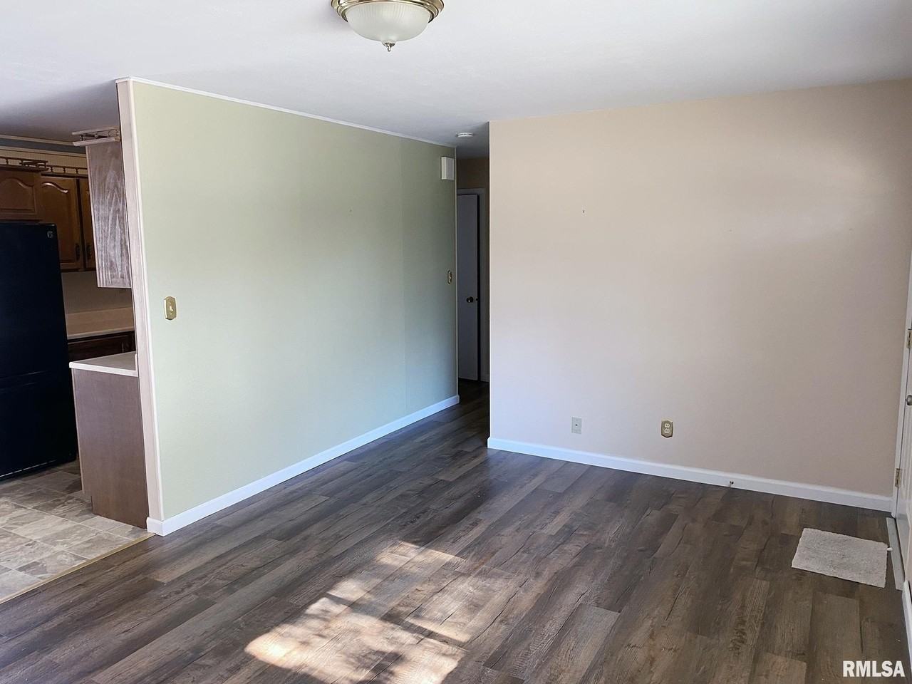 1829 W Daytona Dr - Photo 7 of 36