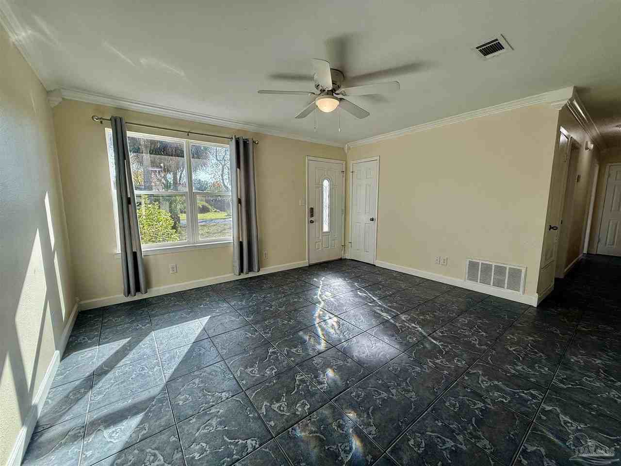 3484 Willow Ln - Photo 3 of 25