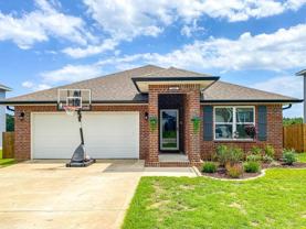 5601 Guinevere Ln - Photo 1 of 1