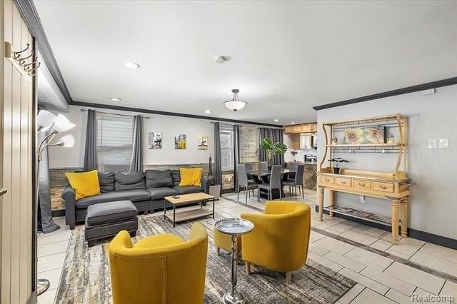 28260 Aberdeen St - Photo 4 of 21