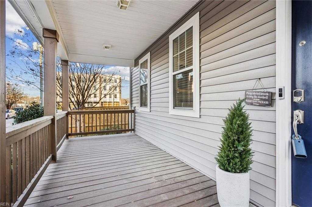 108 E 41st St - Photo 4 of 40